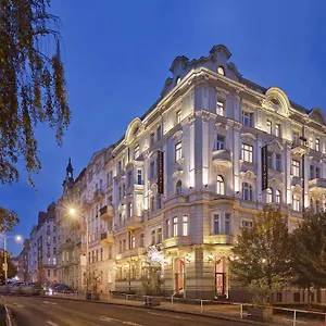 ***** Hotel Mamaison Riverside Tjekkiet